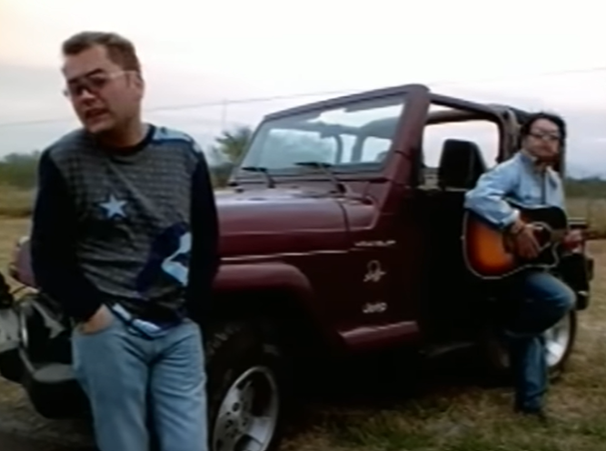 Tu forma de ser de Alberto y Roberto de que trata la canción.